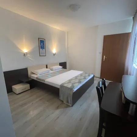 Family Aqua Hotel